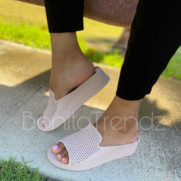 Jelly PVC Laser Cut Wedge Sandals - Picture 3 of 5